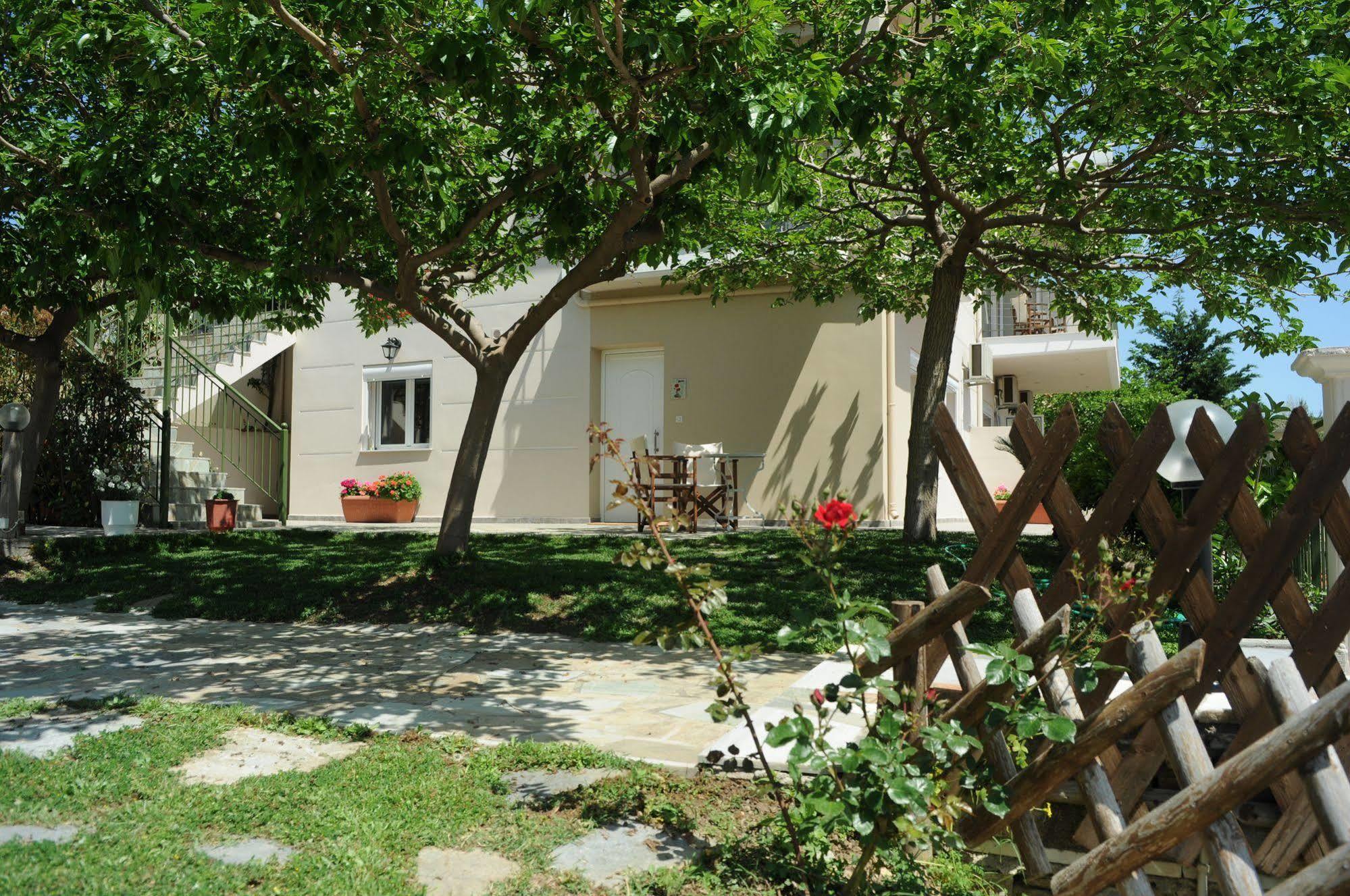 Triantafilia Guesthouse Άγιοι Απόστολοι Εξωτερικό φωτογραφία
